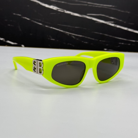 NEW BB0095S 007 BALENCIAGA YELLOW GREY WOMEN CAT EYE BALENCIAGA SUNGLASSES - Picture 1 of 10